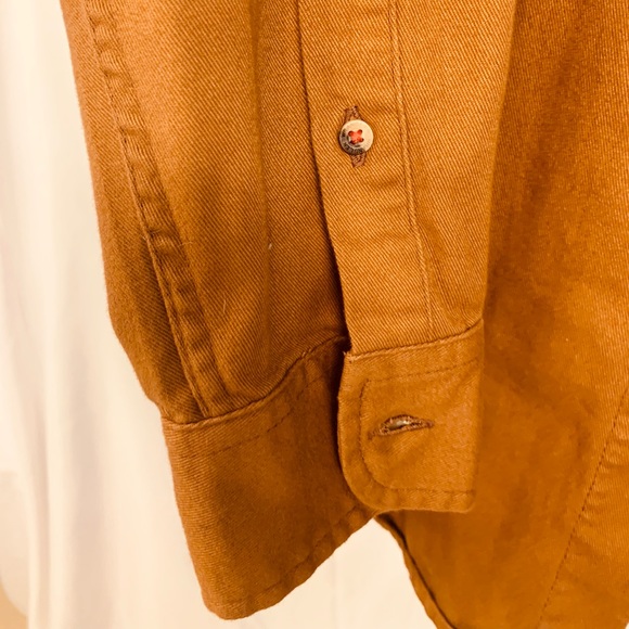 Wrangler NWOT mens long button down brown/khaki shirt. Size Med. - Picture 8 of 8